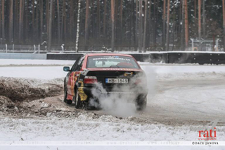 Illustration for article titled I might not be completely useless at this racing thing